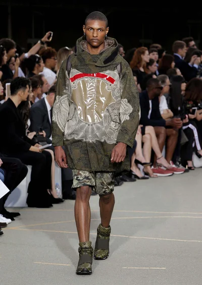 Look 40